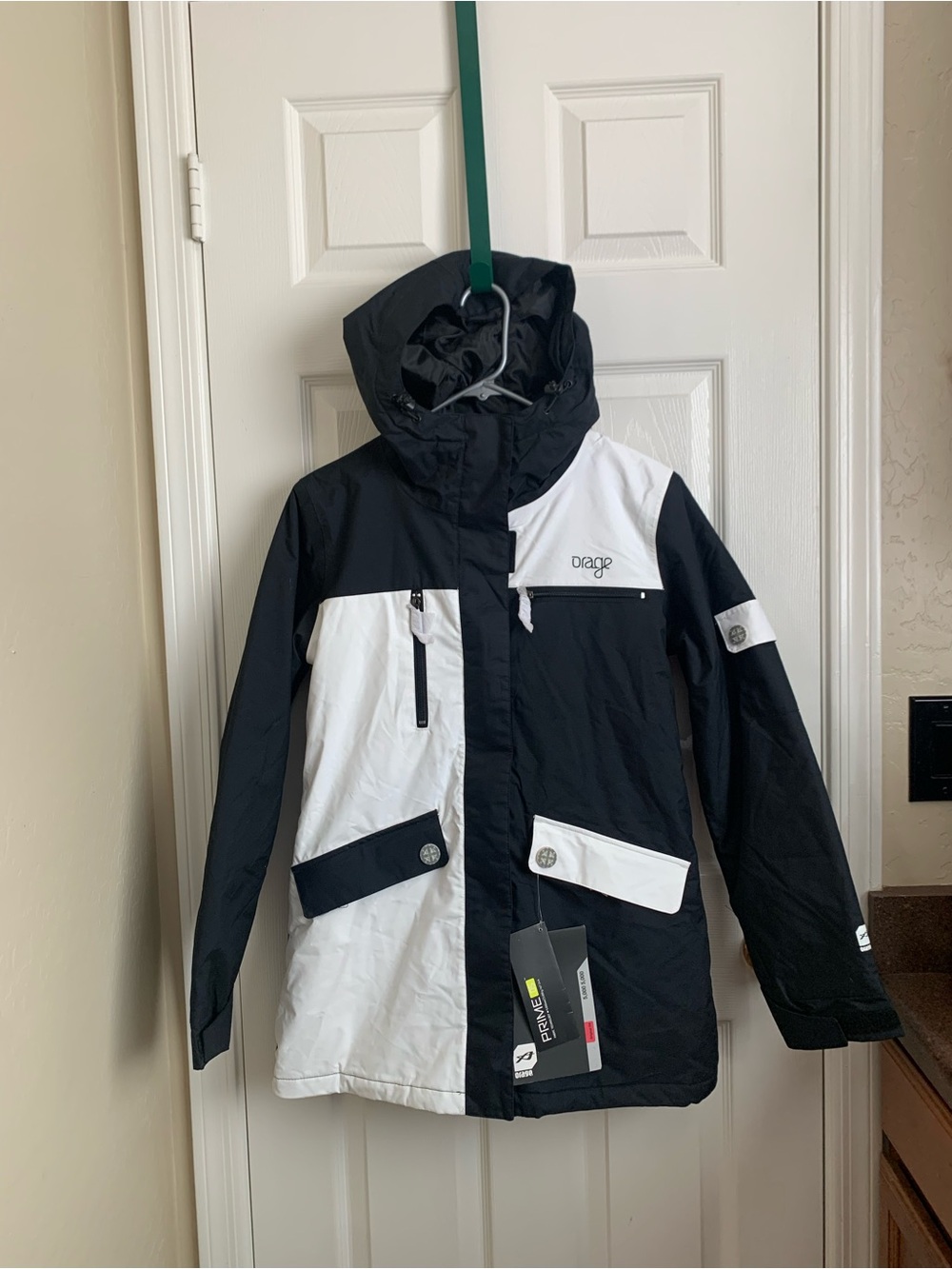 Orage Woman’s Black & White Colorblocked Snowboard Jacket